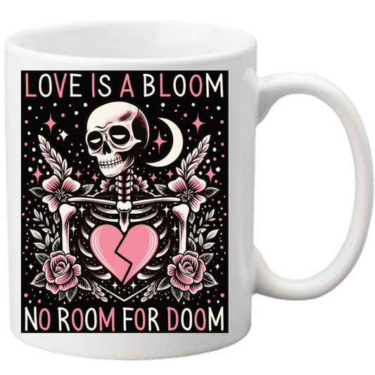 Tazza LOVE IS A BLOOM  Mug